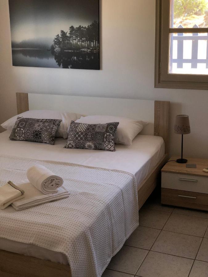 Araζω, Irakleia Family Home Eksteriør billede